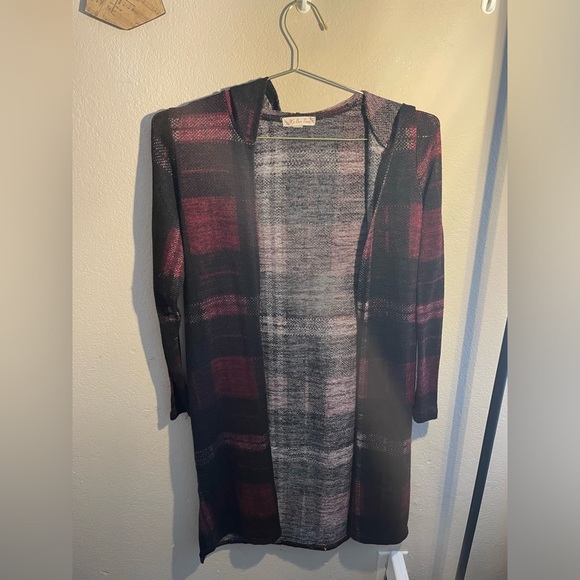 Its Our Time Burgundy/Black women’s long sleeve, sweater, with hoodie-Medium - Picture 1 of 5